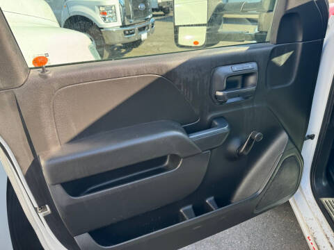 2017 Chevrolet Silverado 3500HD CC