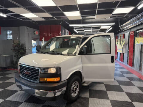 2023 GMC Savana 2500