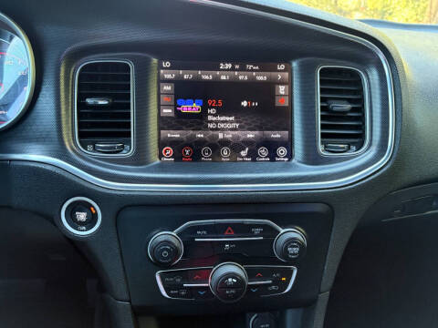 2017 Dodge Charger SXT