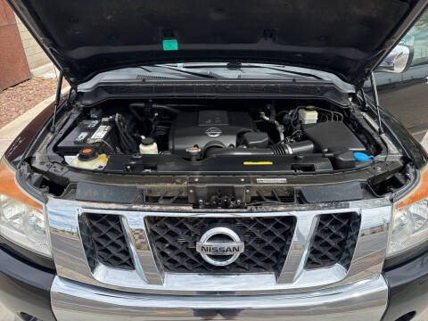 2015 Nissan Titan SV