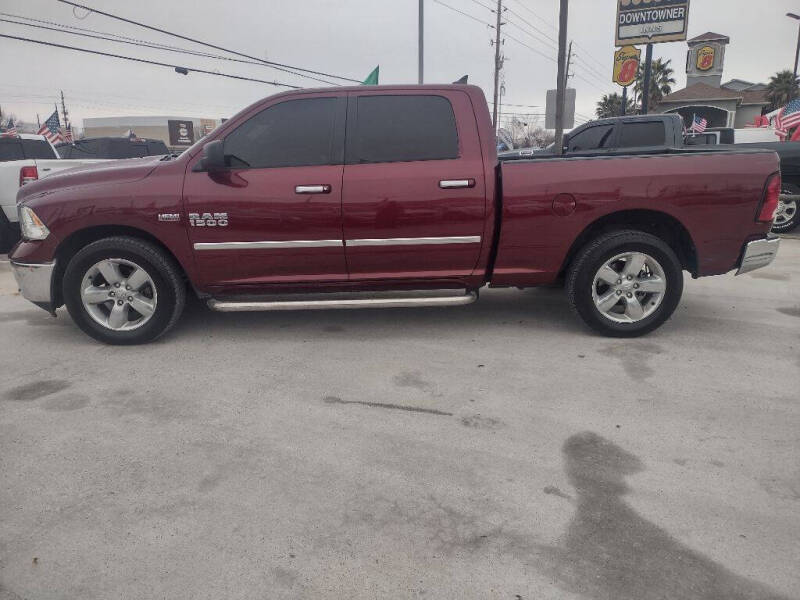 2017 RAM 1500 SLT