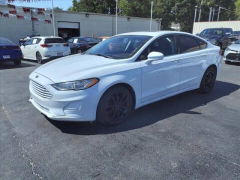 2020 Ford Fusion SE