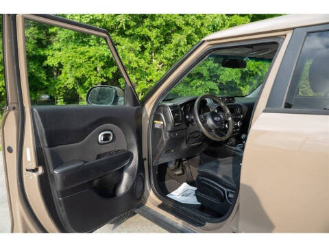 2015 Kia Soul +