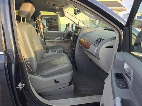 2008 Chrysler Town and Country Touring