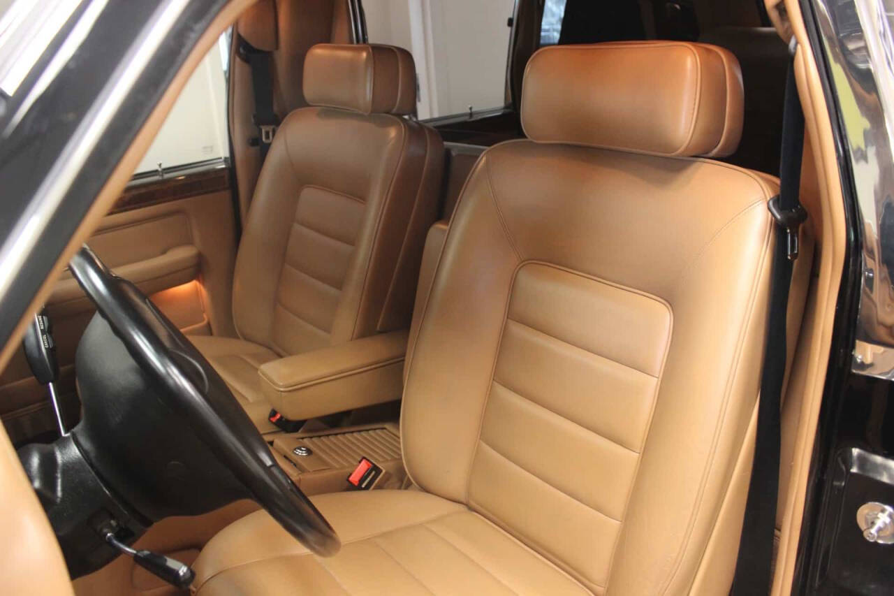 1993 Rolls-Royce Silver Spur II Touring Limousi 28