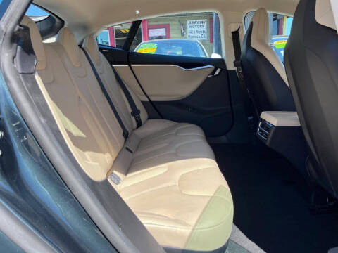 2013 Tesla Model S