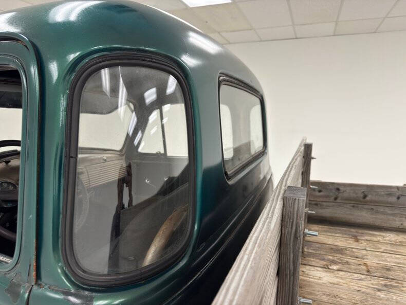 1952 Chevrolet C/K 3500 Series