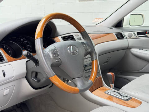 2005 Lexus ES 330