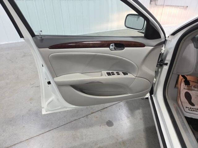 2011 Buick Lucerne CX