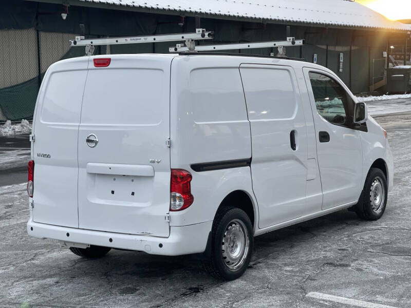 2021 Nissan NV200 SV