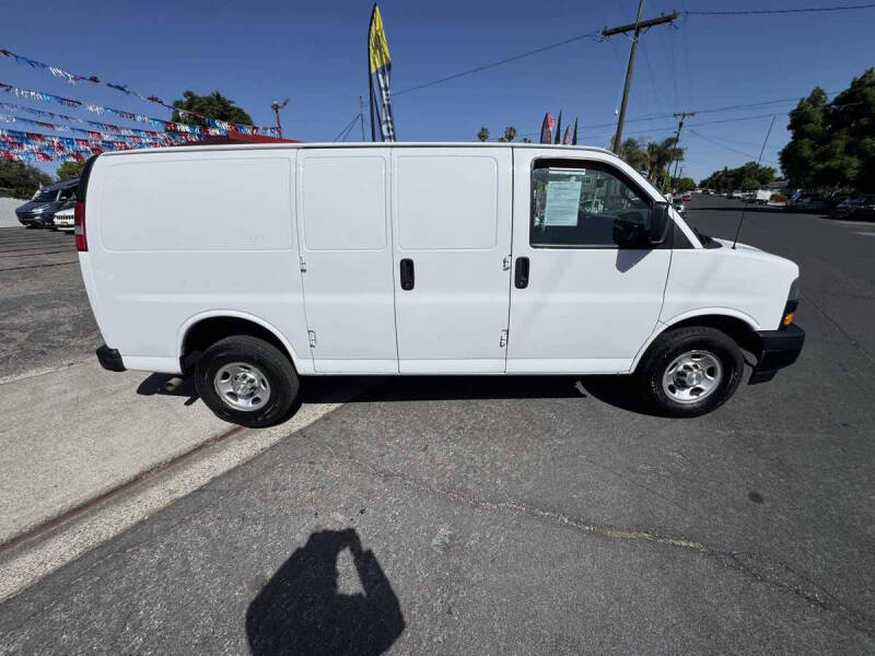 2021 Chevrolet Express 2500