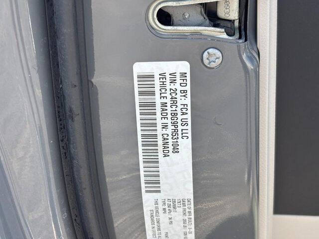 2023 Chrysler Pacifica Touring L