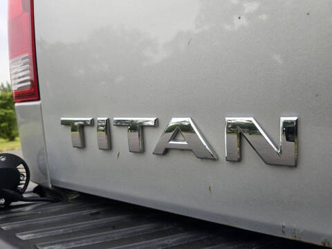 2010 Nissan Titan SE
