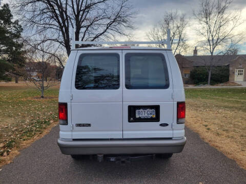 2005 Ford E-Series E-250