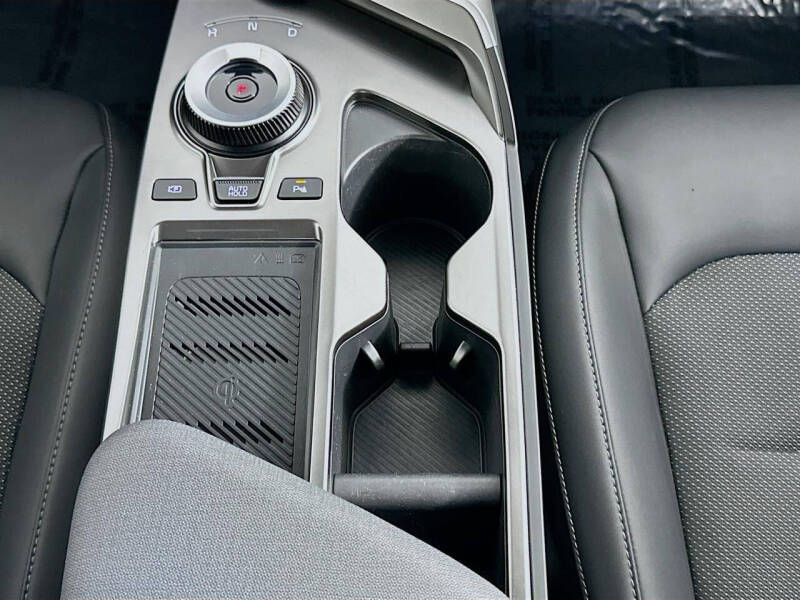 2024 Kia EV6 Light