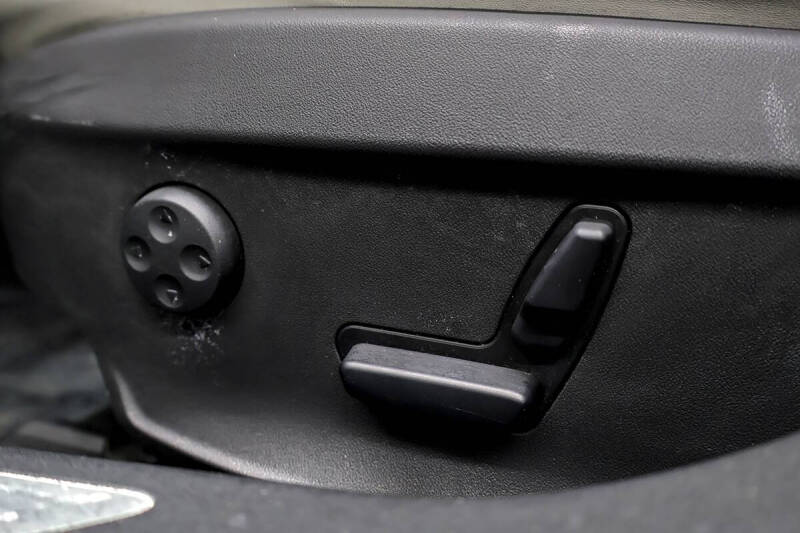 2016 Tesla Model S 75