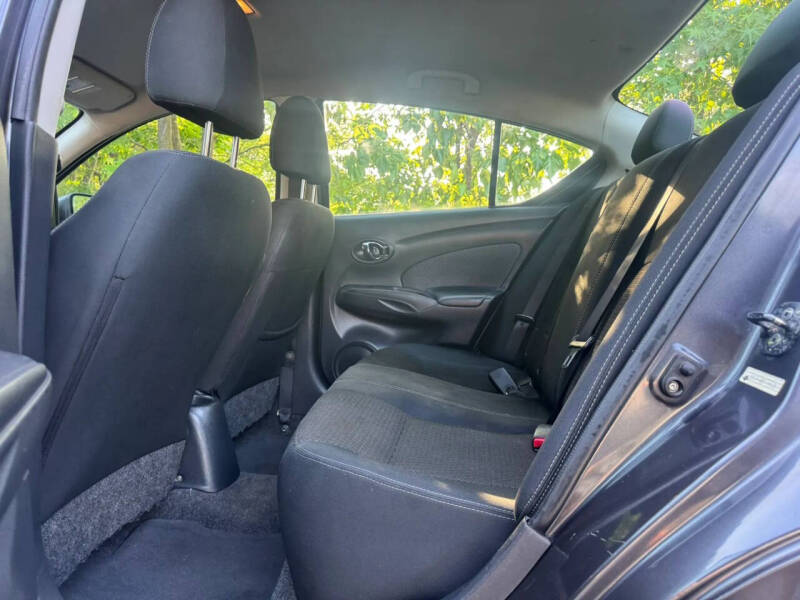 2015 Nissan Versa 1.6 S