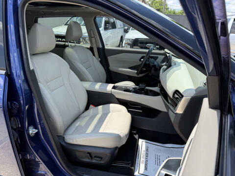 2023 Nissan Rogue SL