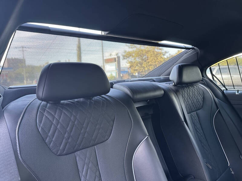 2017 BMW 7 Series 750i xDrive