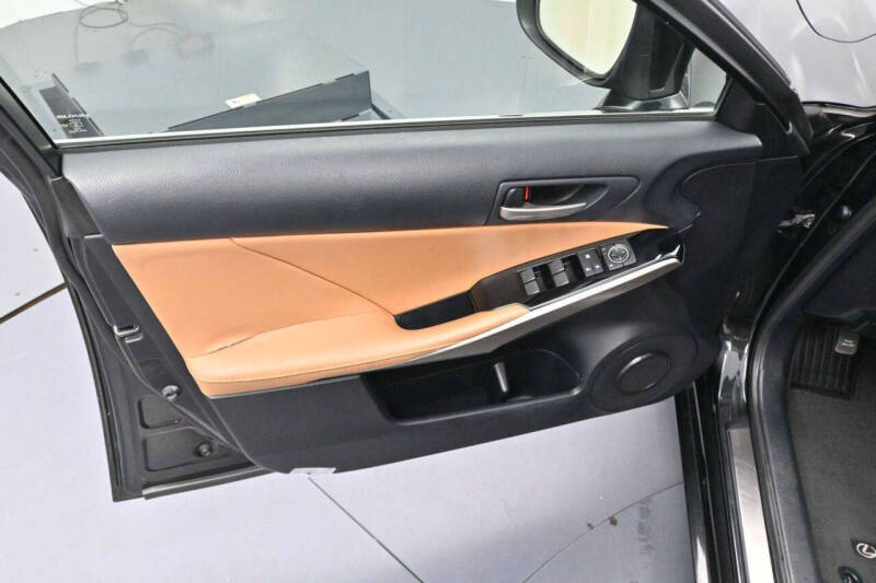 2019 Lexus IS 300