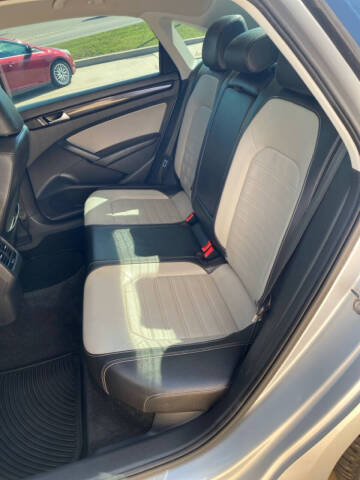 2015 Volkswagen Passat