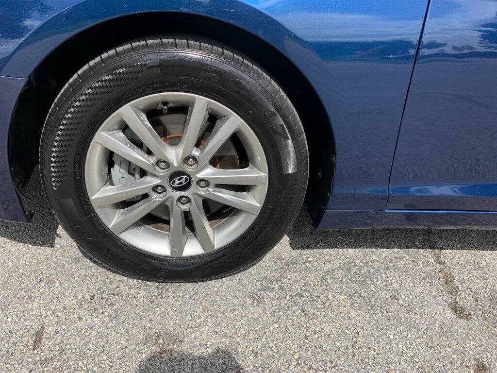 2017 Hyundai Sonata  - $0