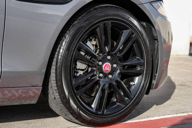 2020 Jaguar XE P250 S