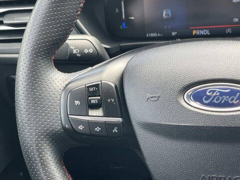 2025 Ford Escape ST-Line Select