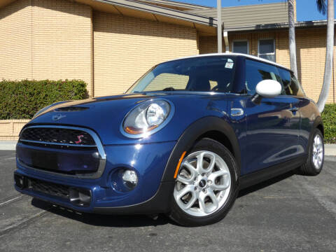 2015 MINI Hardtop 2 Door Cooper S