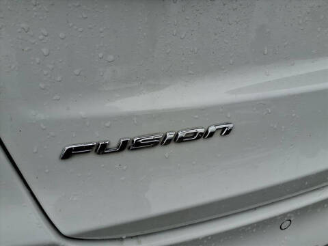 2020 Ford Fusion Energi Titanium