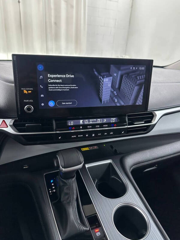 2025 Toyota Sienna