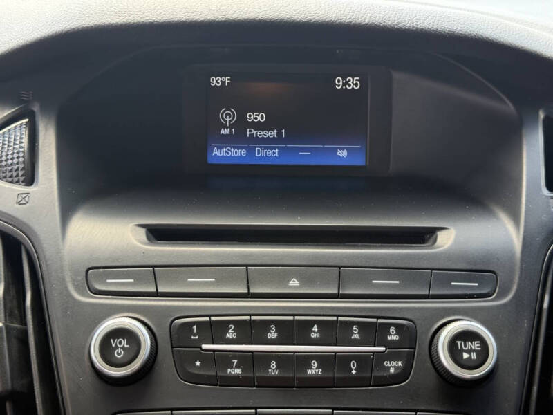 2017 Ford Focus SE