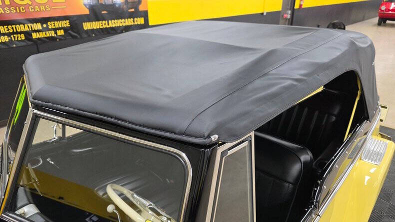 1949 Willys Jeepster