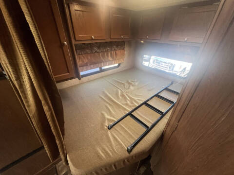 2016 Coachmen RV Leprechaun 220QB