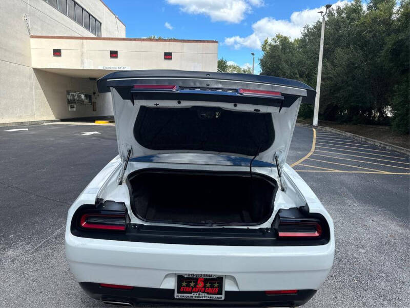 2020 Dodge Challenger SXT