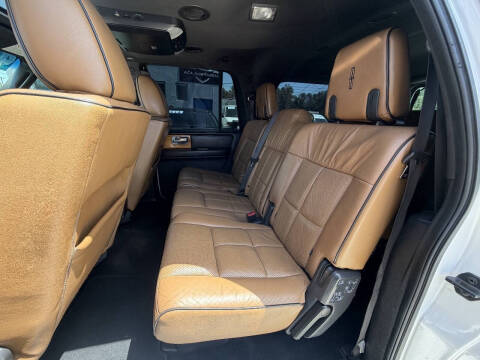 2013 Lincoln Navigator L