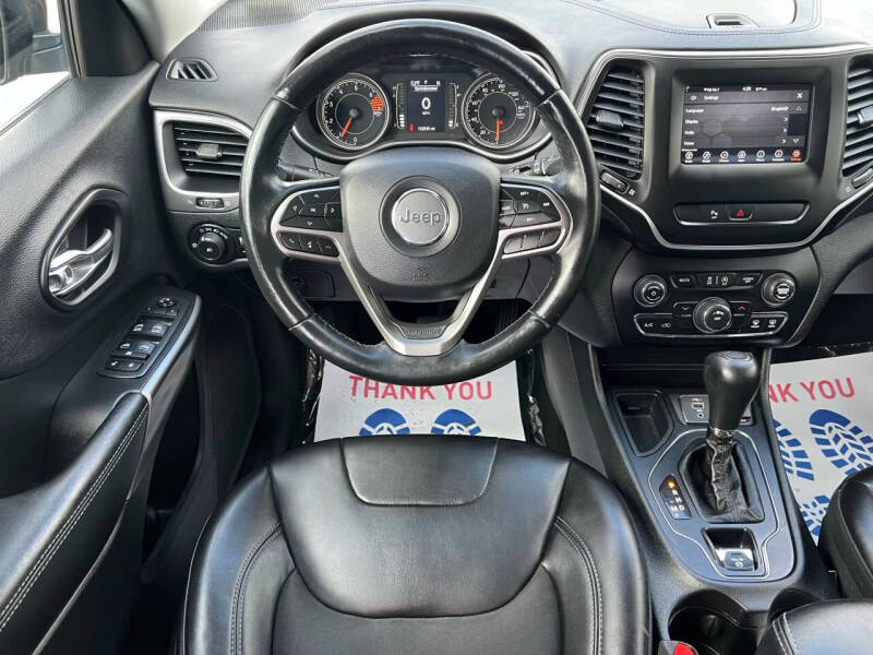 2019 Jeep Cherokee Latitude Plus