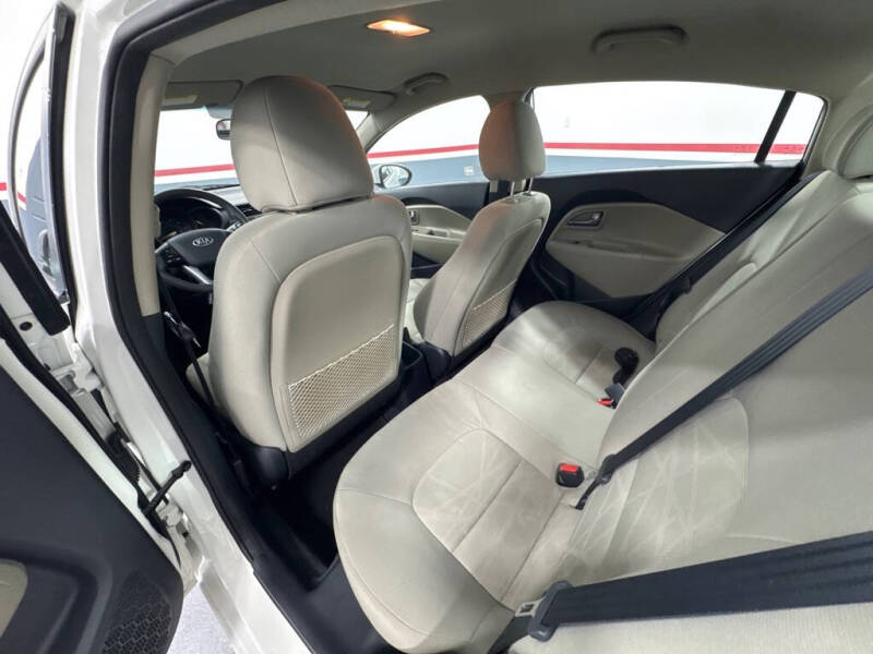 2014 Kia Rio LX