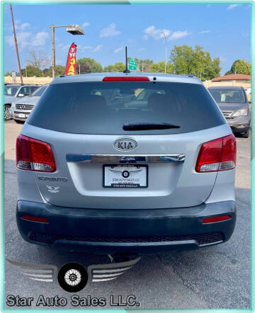 2011 Kia Sorento LX