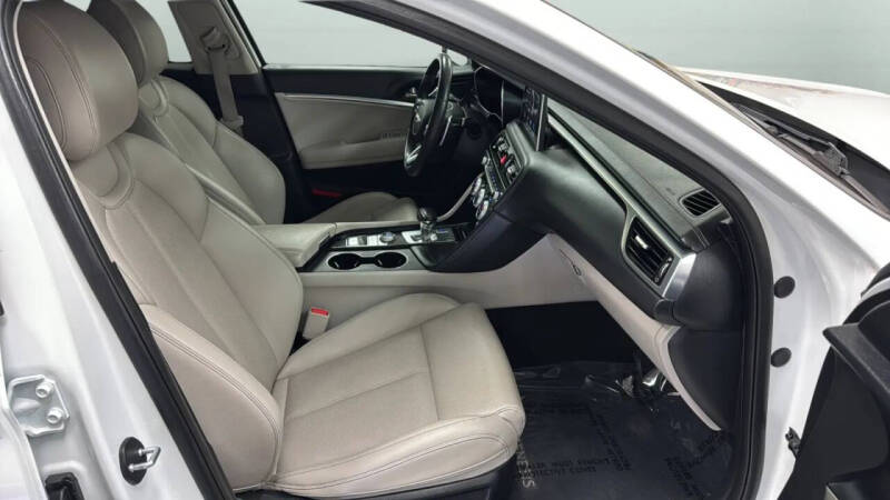 2020 Genesis G70