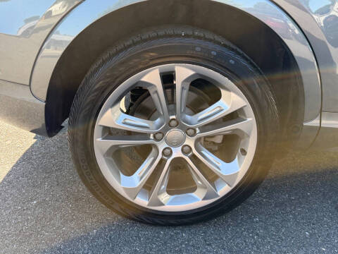 2017 Audi Q3 2.0T quattro Premium Plus