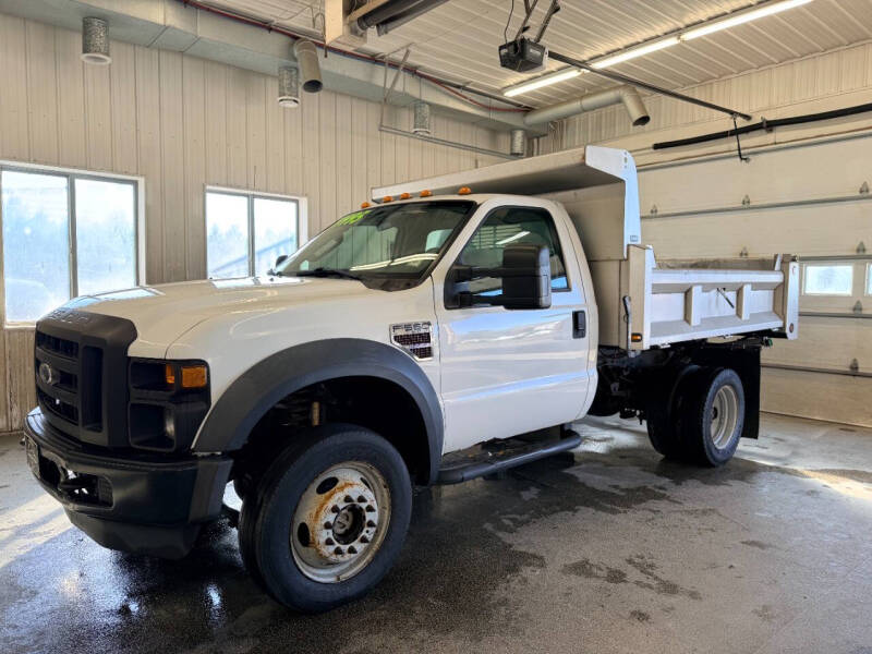 2008 Ford F-550's photo