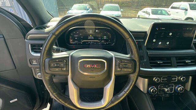 2022 GMC Yukon XL SLT