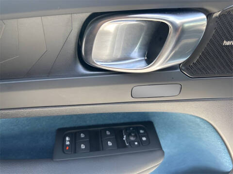 2023 Volvo C40 Recharge Twin Ultimate