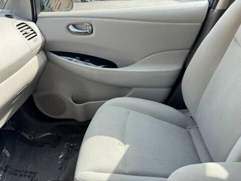 2017 Nissan LEAF SV
