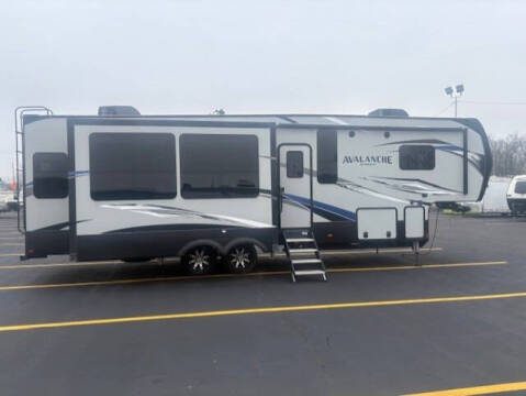 2019 Keystone RV AV 320 RS