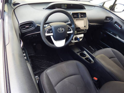 2017 Toyota Prius One