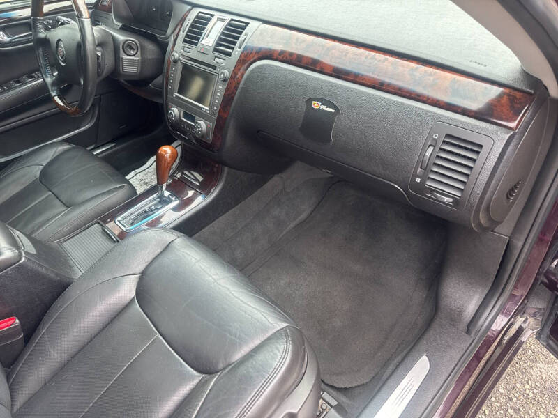 2008 Cadillac DTS Luxury II