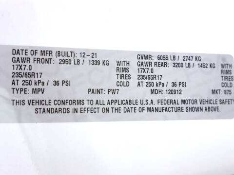 2022 Chrysler Voyager LX