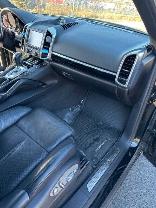 2016 Porsche Cayenne